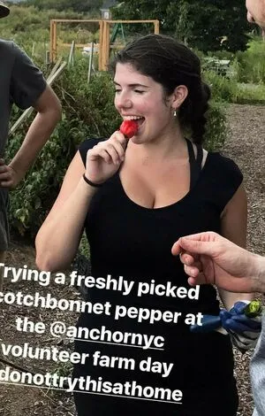Emily Helen Barry OnlyFans Leaked Free Thumbnail Picture - #PhA86lidaz