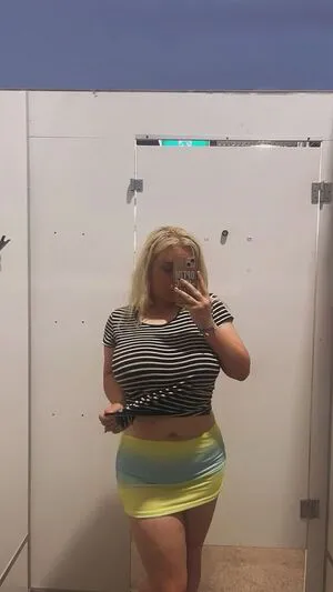 Emily J OnlyFans Leaked Free Thumbnail Picture - #6ujaF61vll