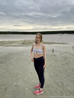 Emily Jayreal OnlyFans Leaked Free Thumbnail Picture - #UByFwSwmVV