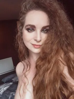 Emily Jezebelle Hamilton OnlyFans Leaked Free Thumbnail Picture - #aoqmSliesh