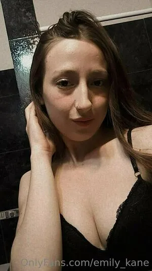 Emily Kane OnlyFans Leaked Free Thumbnail Picture - #jshnUX33QB