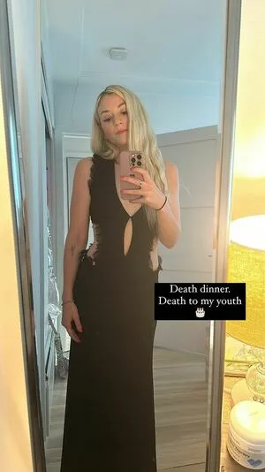 Emily Kinney Best Known Twd OnlyFans Leaked Free Thumbnail Picture - #5EsYoTq6Hj