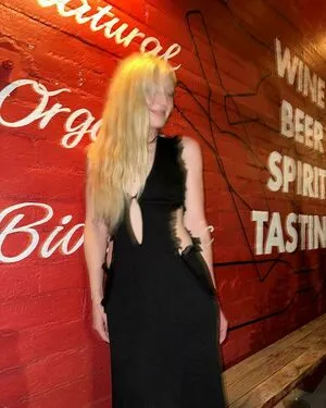Emily Kinney Best Known Twd OnlyFans Leaked Free Thumbnail Picture - #KMqSd5YKQO