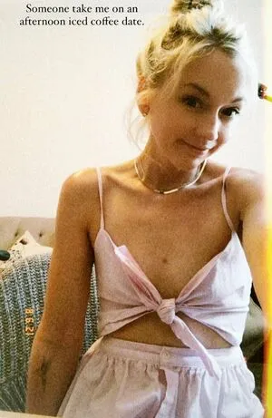 Emily Kinney OnlyFans Leaked Free Thumbnail Picture - #1MEXKSrVdk