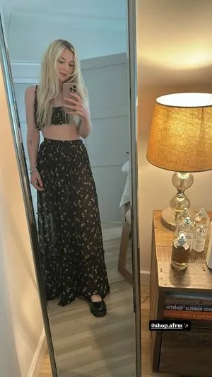 Emily Kinney OnlyFans Leaked Free Thumbnail Picture - #fwYyja0EDE