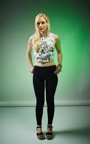 Emily Kinney OnlyFans Leaked Free Thumbnail Picture - #xpbxSocxuH