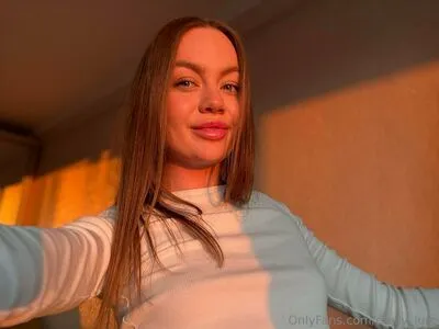 Emily Lure OnlyFans Leaked Free Thumbnail Picture - #QHWTKqmCEO