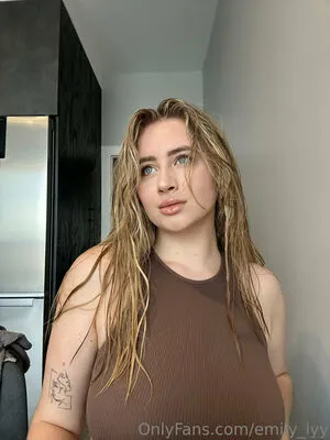 Emily Lyy OnlyFans Leaked Free Thumbnail Picture - #I9ezJIYRnc