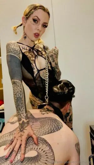 Emily Malice OnlyFans Leaked Free Thumbnail Picture - #4DjF22m6Tk