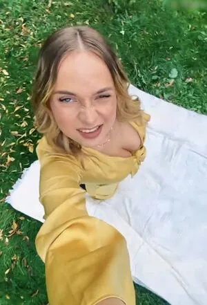 Emily Marie Neumann OnlyFans Leaked Free Thumbnail Picture - #nxMUNz74aA