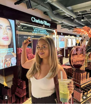 Emily Marlor OnlyFans Leaked Free Thumbnail Picture - #8vPUYHEIiC