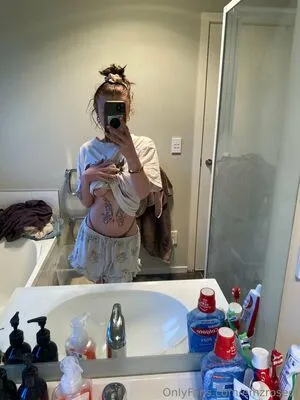 Emily Maye Russ OnlyFans Leaked Free Thumbnail Picture - #oT3XoPJ4y5