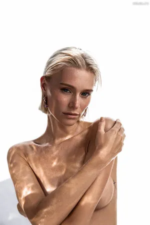 Emily Nina Streckies OnlyFans Leaked Free Thumbnail Picture - #RegfyHBPLY