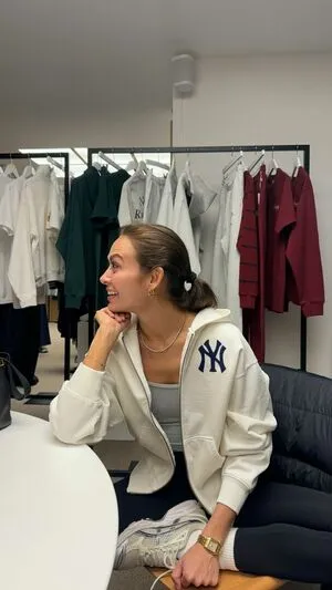 Emily Oberg OnlyFans Leaked Free Thumbnail Picture - #d33Xb3Zv1m