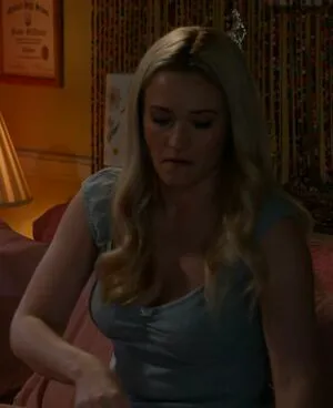 Emily Osment OnlyFans Leaked Free Thumbnail Picture - #1taZ85knxt