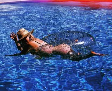 Emily Osment OnlyFans Leaked Free Thumbnail Picture - #6EqEe45gTG