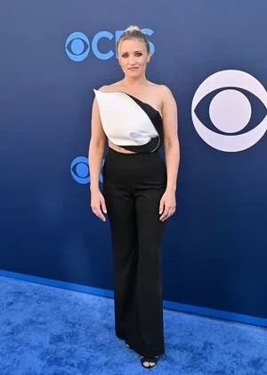 Emily Osment OnlyFans Leaked Free Thumbnail Picture - #MG7lvdOXsL