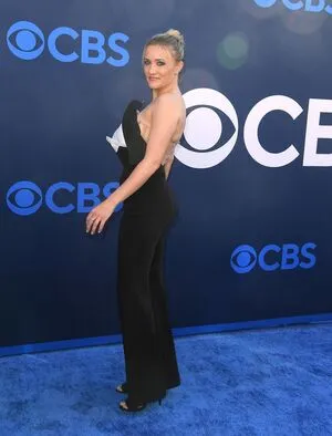 Emily Osment OnlyFans Leaked Free Thumbnail Picture - #TerBUDgE8P
