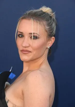Emily Osment OnlyFans Leaked Free Thumbnail Picture - #Tuco8pnOHO
