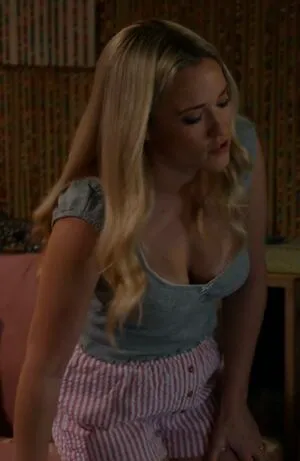 Emily Osment OnlyFans Leaked Free Thumbnail Picture - #Yuh2xNlCH3