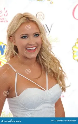 Emily Osment OnlyFans Leaked Free Thumbnail Picture - #e87ke8RMiC