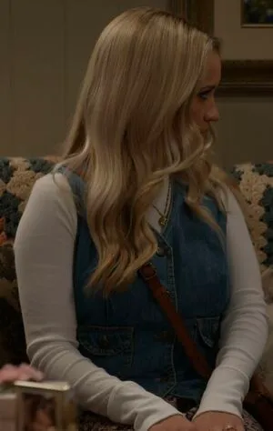 Emily Osment OnlyFans Leaked Free Thumbnail Picture - #gzjTmsz02c