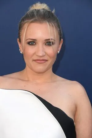 Emily Osment OnlyFans Leaked Free Thumbnail Picture - #jHiedvnU9o