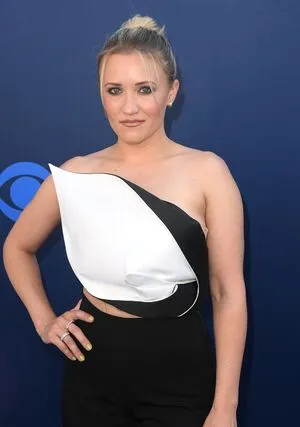 Emily Osment OnlyFans Leaked Free Thumbnail Picture - #pvk7oka6NX