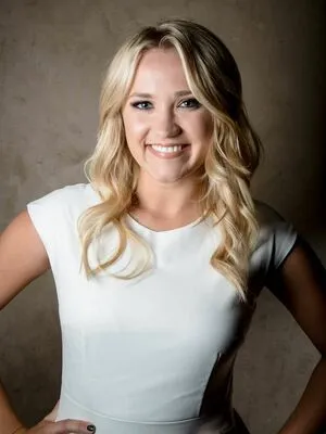 Emily Osment OnlyFans Leaked Free Thumbnail Picture - #tjLyHtdjQ6