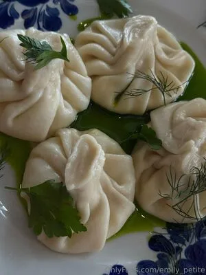 Emily Petite OnlyFans Leaked Free Thumbnail Picture - #2xKGz0pf8s