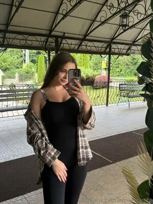 Emily Petite OnlyFans Leaked Free Thumbnail Picture - #Z5w1neswZt