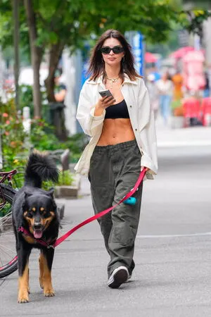 Emily Ratajkowski OnlyFans Leaked Free Thumbnail Picture - #1r42sxVaFi