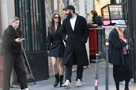 Emily Ratajkowski OnlyFans Leaked Free Thumbnail Picture - #3FTt754PPT