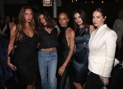 Emily Ratajkowski OnlyFans Leaked Free Thumbnail Picture - #3XM0Ch1ZXc