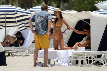 Emily Ratajkowski OnlyFans Leaked Free Thumbnail Picture - #3muYz4cZqz