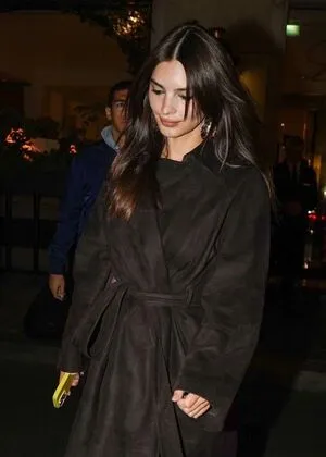 Emily Ratajkowski OnlyFans Leaked Free Thumbnail Picture - #4SppZ4XrSZ