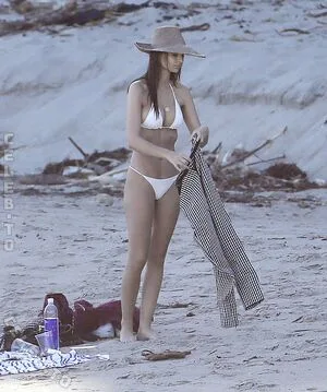 Emily Ratajkowski OnlyFans Leaked Free Thumbnail Picture - #5uueLmwiYF