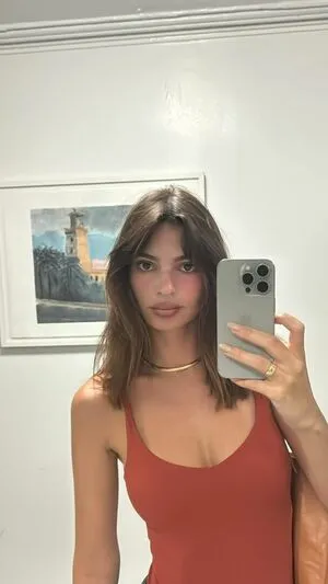 Emily Ratajkowski OnlyFans Leaked Free Thumbnail Picture - #6XR0E954Hi
