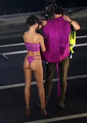 Emily Ratajkowski OnlyFans Leaked Free Thumbnail Picture - #7DXYaNl4ei