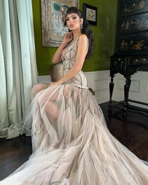 Emily Ratajkowski OnlyFans Leaked Free Thumbnail Picture - #7E1yRq6Jnf