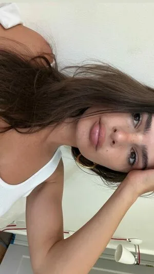 Emily Ratajkowski OnlyFans Leaked Free Thumbnail Picture - #7O8VXsvfRm