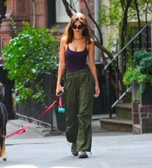 Emily Ratajkowski OnlyFans Leaked Free Thumbnail Picture - #7xzNpjrEpn
