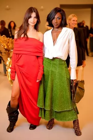 Emily Ratajkowski OnlyFans Leaked Free Thumbnail Picture - #7yb2TJrZds