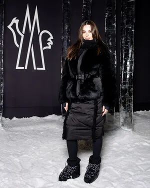 Emily Ratajkowski OnlyFans Leaked Free Thumbnail Picture - #87oRJhcWWE