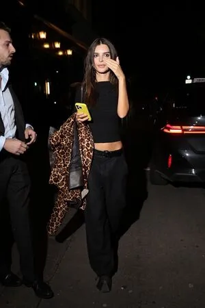 Emily Ratajkowski OnlyFans Leaked Free Thumbnail Picture - #8EN6yjDa3f