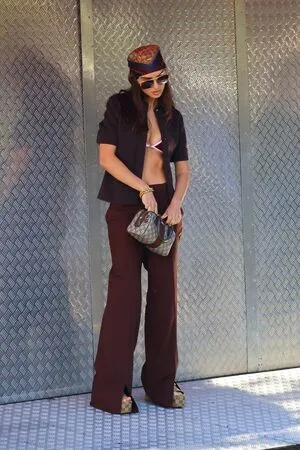 Emily Ratajkowski OnlyFans Leaked Free Thumbnail Picture - #8a0LHVLDj2