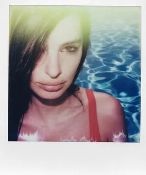 Emily Ratajkowski OnlyFans Leaked Free Thumbnail Picture - #9HiP0fqMNW