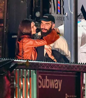 Emily Ratajkowski OnlyFans Leaked Free Thumbnail Picture - #9NPUNZfGb7