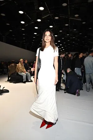 Emily Ratajkowski OnlyFans Leaked Free Thumbnail Picture - #A5vMKJYVj1