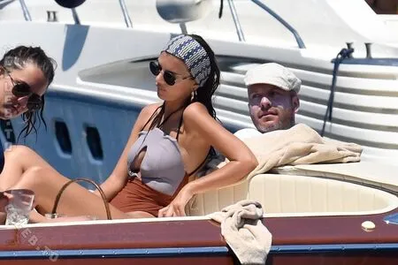 Emily Ratajkowski OnlyFans Leaked Free Thumbnail Picture - #ApX0ZFNdRt